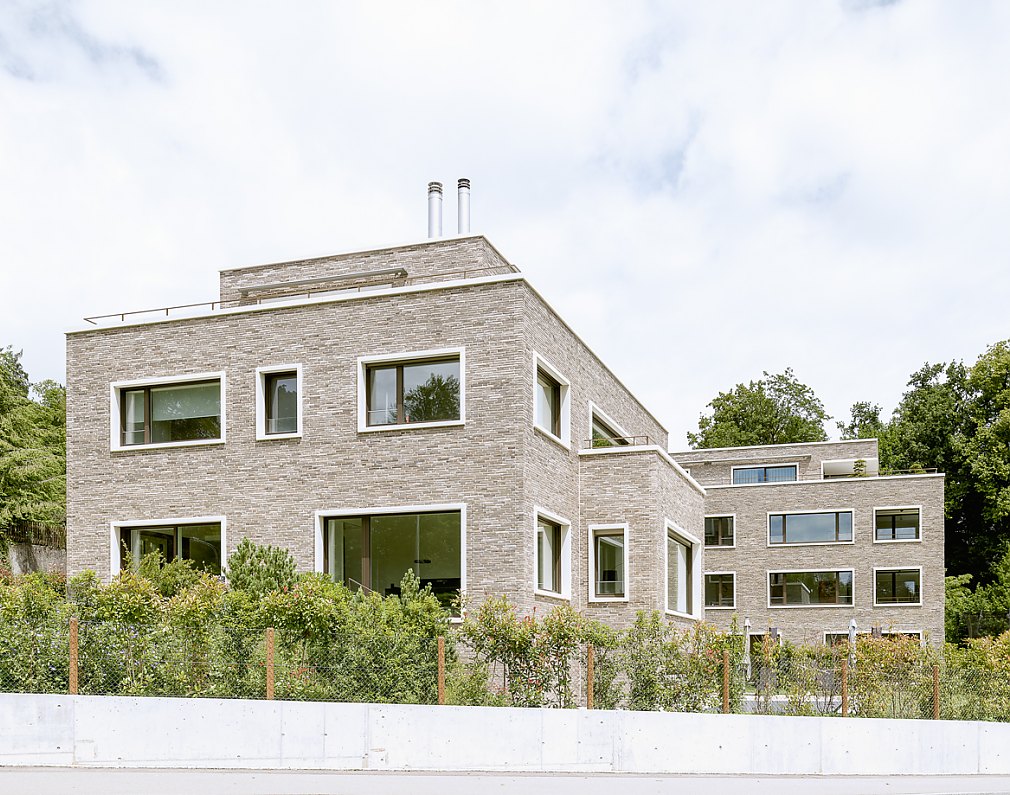  Wohnhäuser Sonnenhalden