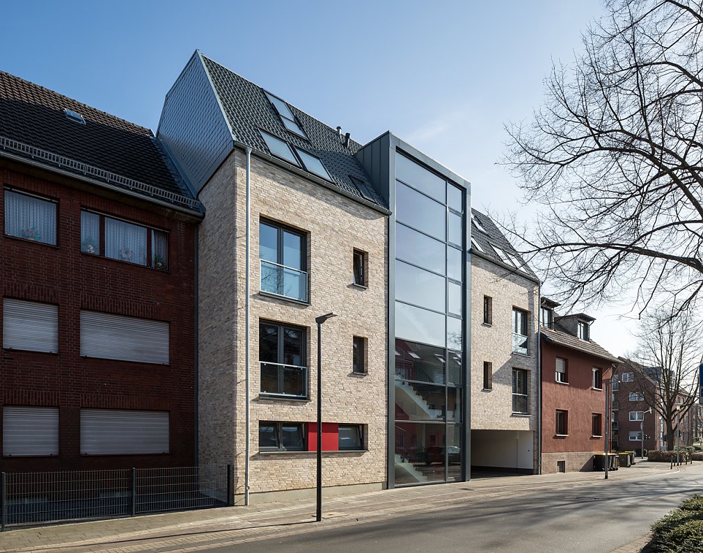 Mehrfamilienhaus Bachstraße