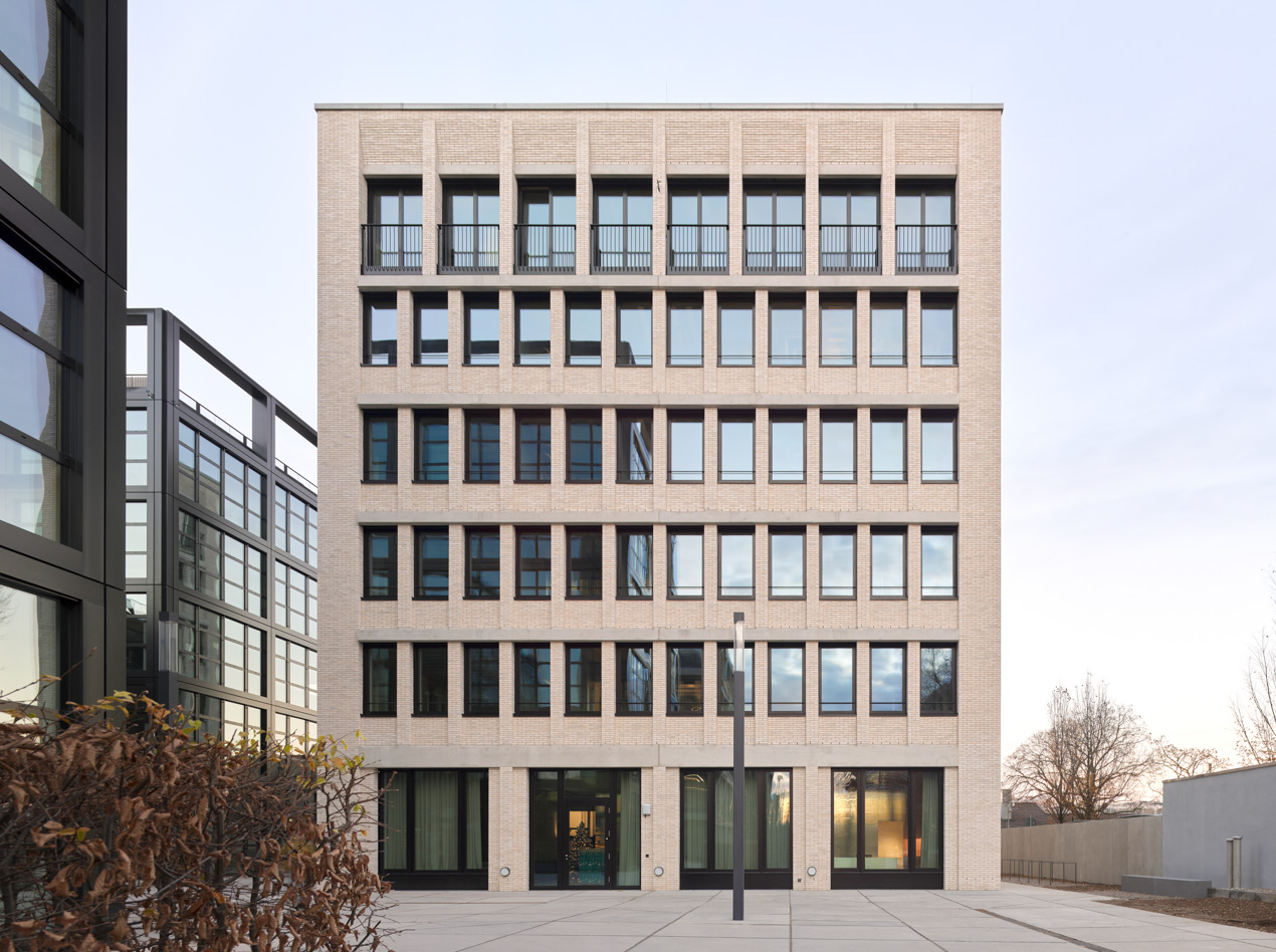 Sonderrolle in Backstein: i4 im Werksviertel München
